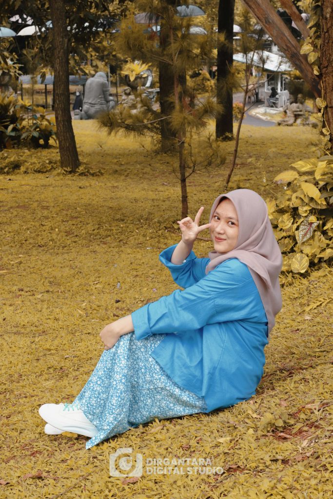Foto Buku Tahunan sekolah By Dirgantara digital studio